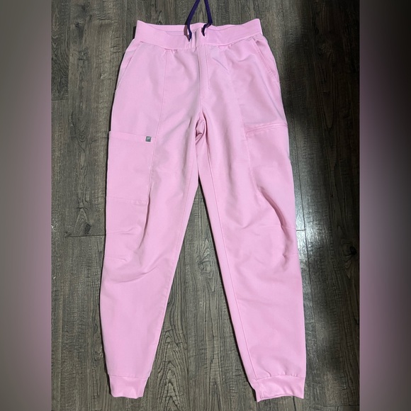 SOLD !!!scrub set - Picture 5 of 6